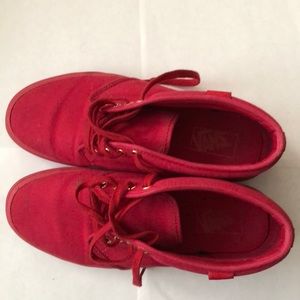 RARE Van’s Chukka Mid Red Size 9 Men’s